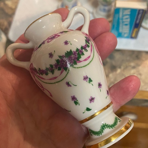 Vintage 1982 Franklin Mint Floral Porcelain Mini Vase Set of 12 Japan - Picture 6 of 16